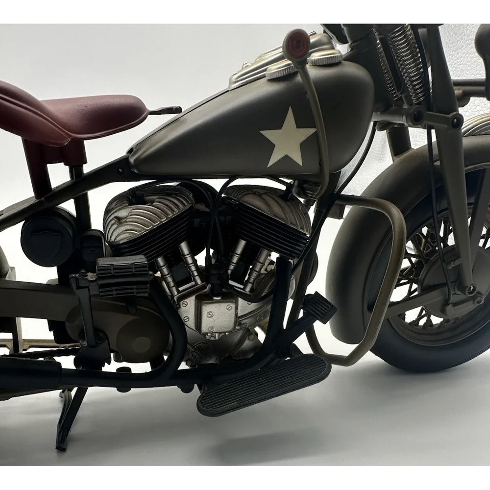 NEW RAY 1998 INDIAN CHIEF WWII US ARMY MILITARY 1/6 SCALE MOTORCYCLE
